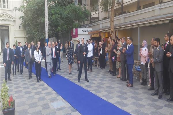 الأمير تشارلز يشيد بجهود مصر في حماية المرأة من التحرش والعنف 