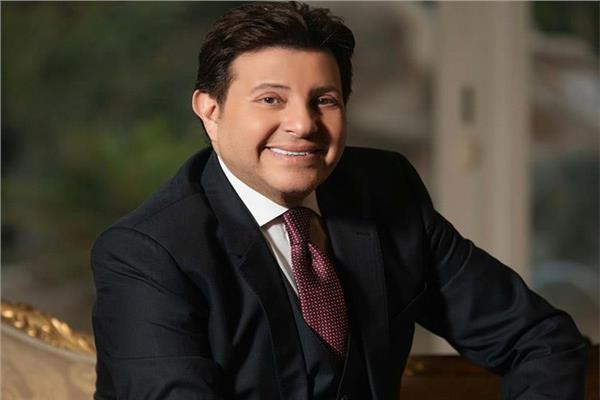  الفنان هاني شاكر نقيب المهن الموسيقية
