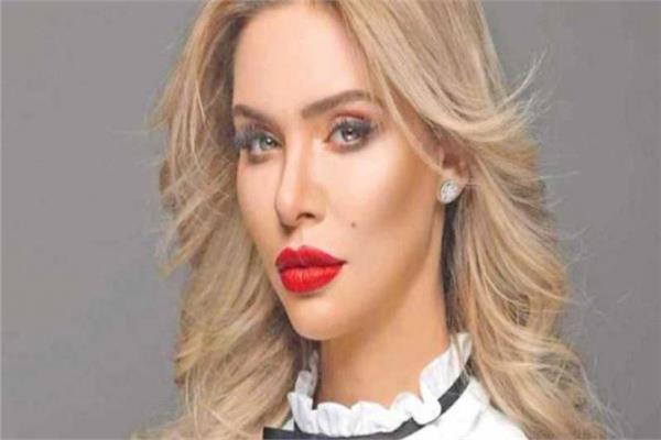 عائشة عثمان
