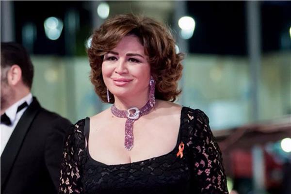 الفنانة إلهام شاهين والفنانة الكبيرة سهير البابلي