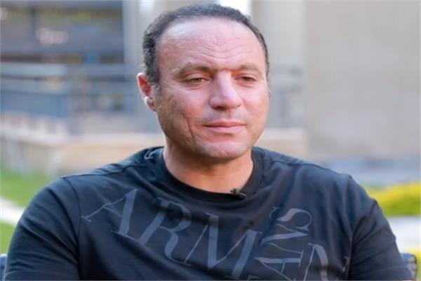 الكابتن نادر السيد
