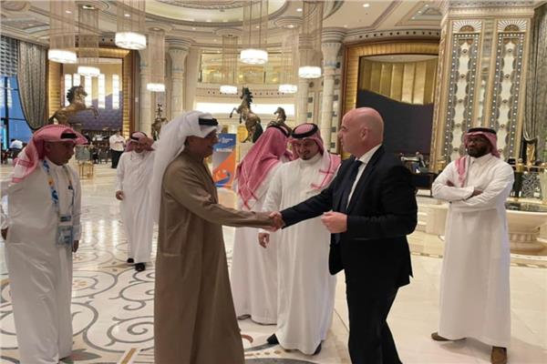 رئيس فيفا يصل ملعب الملك فهد لحضور نهائي دوري أبطال آسيا