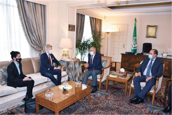أحمد أبو الغيط لدى استقباله المبعوث الأممى