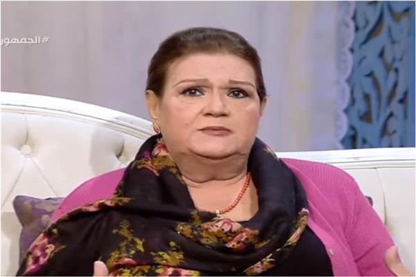الفنانة ميمى جمال