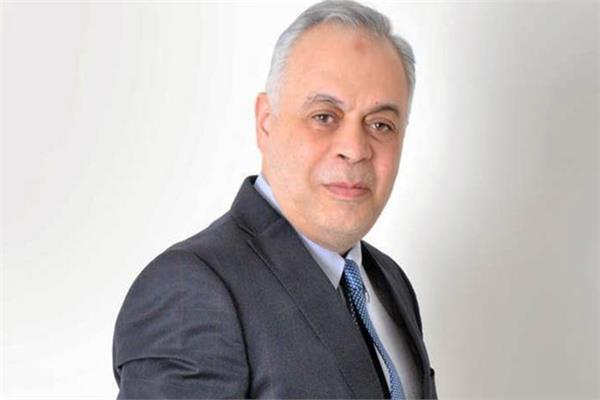 الدكتور أشرف زكي