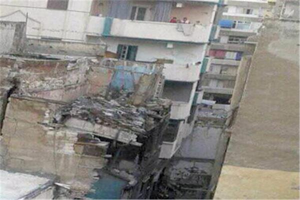 انهيار عقار فى الإسكندرية