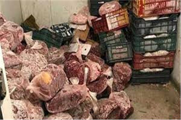 لحوم وأسماك فاسدة بحلوان  