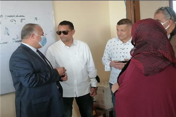 د."خالد خلف": مهلة اسبوع لإعادة الانضباط وتحسين الأداء بالمدرسة