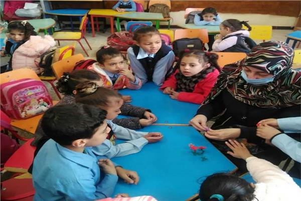 ورشة فنية بالصلصال بسمالوط