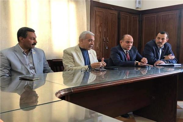 تعليم الإسماعيلية يتابع الاستعداد لانطلاق "مسابقة أوائل الطلبة 