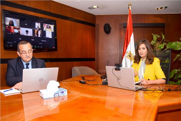 السفيرة نبيلة مكرم  وزيرة الهجرة 