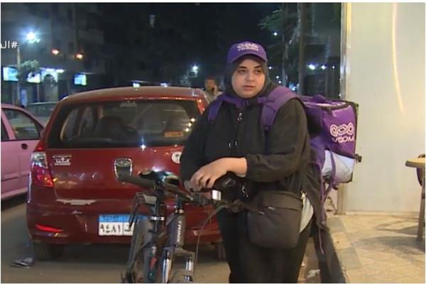 شيماء مبروك، عاملة الدليفري