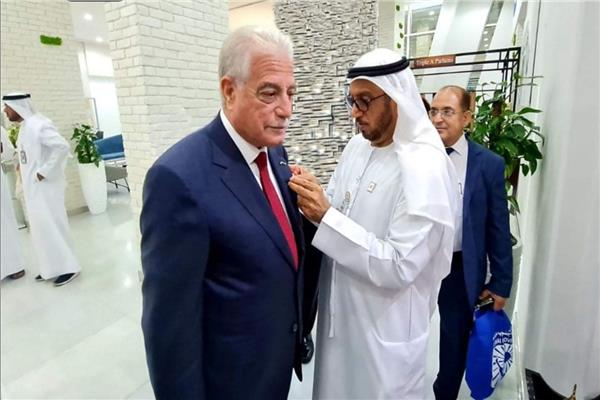 فودة يتفقد مبنى الهجرة والجنسية بدبى ويشيد بتطبيق نظام الحوكمة