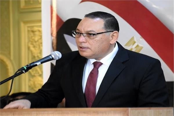 الدكتور ممدوح غراب