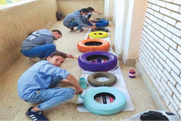 المدرسة بورتريهات لشرح المناهج