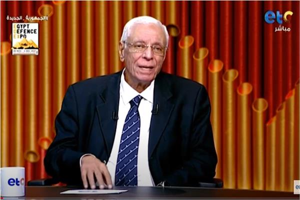 الدكتور حسام موافي أستاذ طب الحالات الحرجة بطب القاهرة