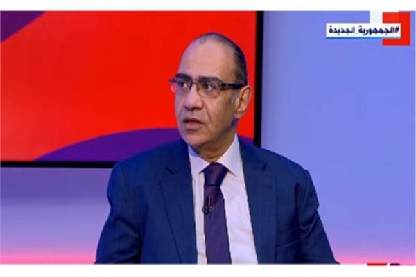 الدكتور حسام حسني رئيس اللجنة العلمية لمكافحة فيروس كورونا بوزارة الصحة