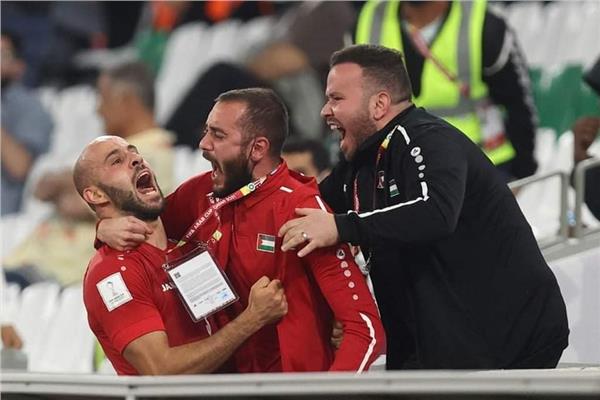 فرحه لاعب فلسطين بالهدف