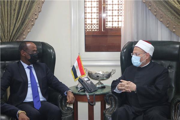 مفتي الجمهورية يستقبل وزير الأوقاف الجيبوتي 