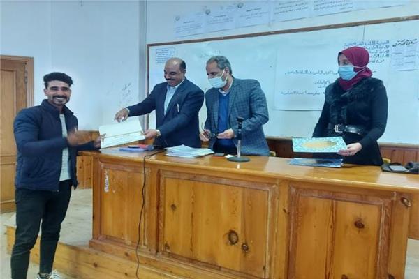 هوية الشباب الجامعي بين الأصالة والمعاصرة 