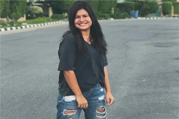 الفنانة ديانا هشام