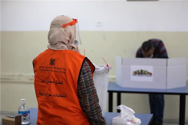 صورة من إحدى اللجان