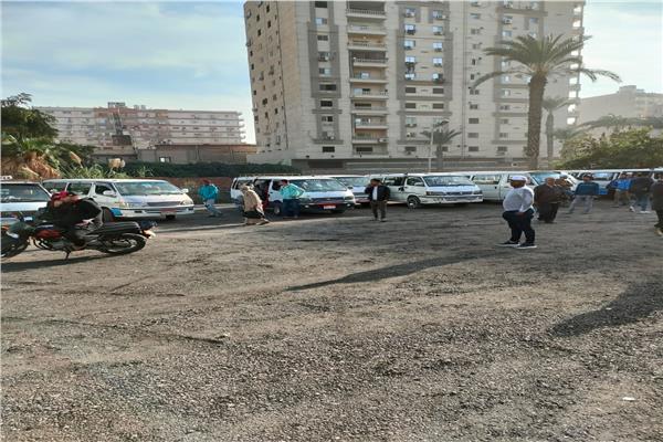  محافظة الجيزة تنقل موقف السرفيس بالمريوطية إلى ساحة بجوار السنترال
