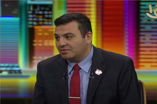 الدكتور أيمن الباز، رئيس قسم الهندسة الحيوية بجامعة لويفيل الأمريكية