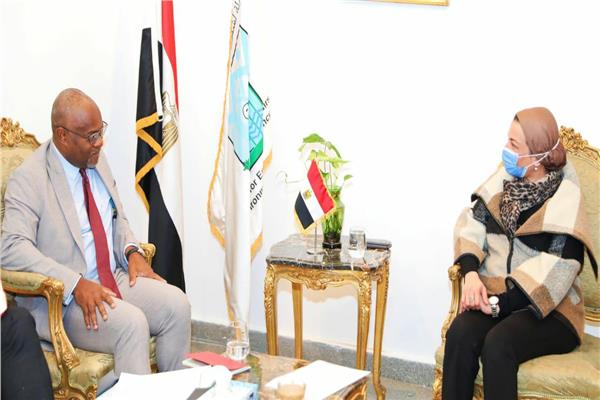 رئيس الوكالة الفرنسية للتنمية لأفريقيا ووزيرة البيئة 