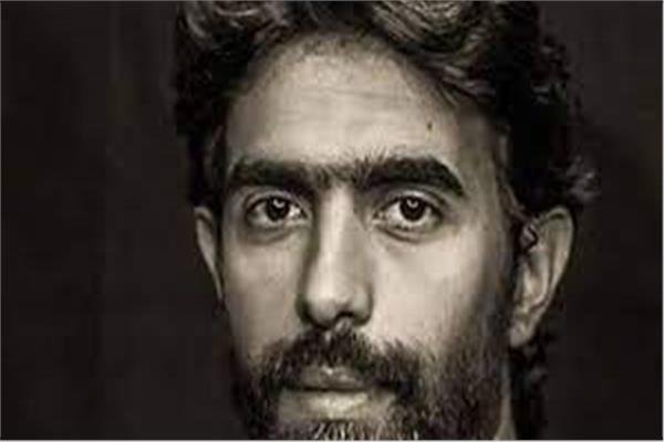 الفنان الشاب عمرو عابد
