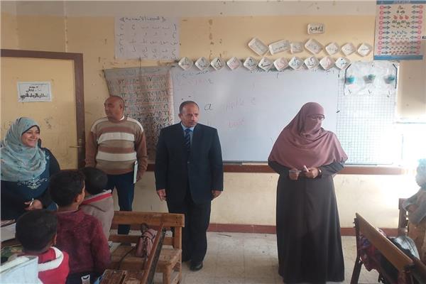 د.صبرى خالد وكيل وزارة التربية والتعليم بقنا