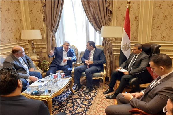 اللاعبين القدامي .. رئيس شباب النواب يكشف تفاصيل زيارة احمد شوبير لمقر البرلمان ‎‎