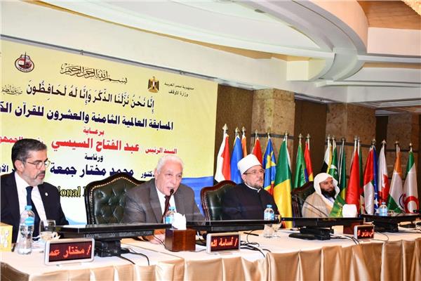 اللجنة العمالية المشاركة في جلسات قانون العمل بـ"الشيوخ"