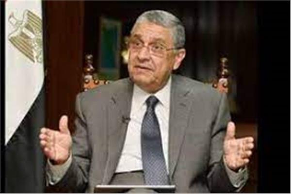  الدكتور محمد شاكر وزير الكهرباء والطاقة