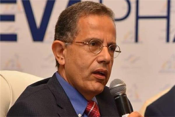 لدكتور هانى عارف استاذ المخ والاعصاب بجامعة عين شمس
