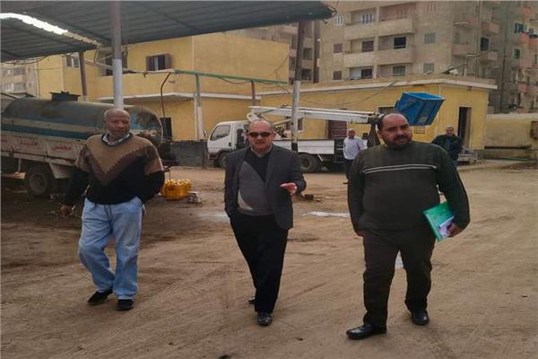 إزالة أكشاك مخالفة بدون ترخيص في المنيا 