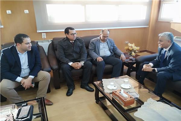 مستشفيات قنا الجامعية
