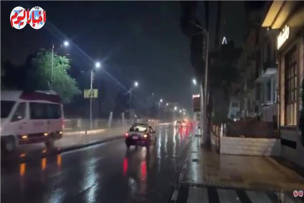 سقوط أمطار غزيرة على المنصورة 