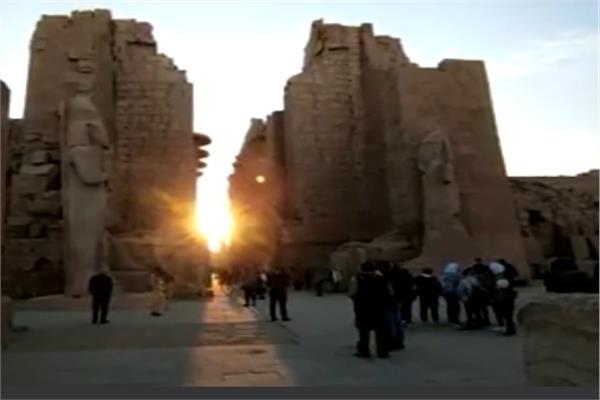 ظاهرة تعامد الشمس