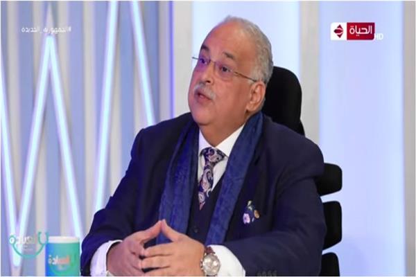  الدكتور عماد سعيد حلمي أستاذ جراحة الوجه والفكين والجمجمة