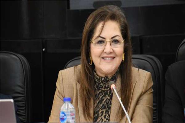 الدكورة هالة السعيد وزيرة التخطيط والتنمية الاقتصادية 
