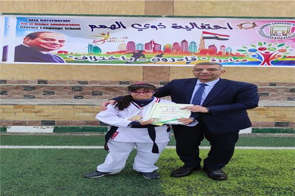  مجدى الجيار يشارك في احتفاليه لذوى الهمم من أبناء إدارة 6 أكتوبر التعليمية