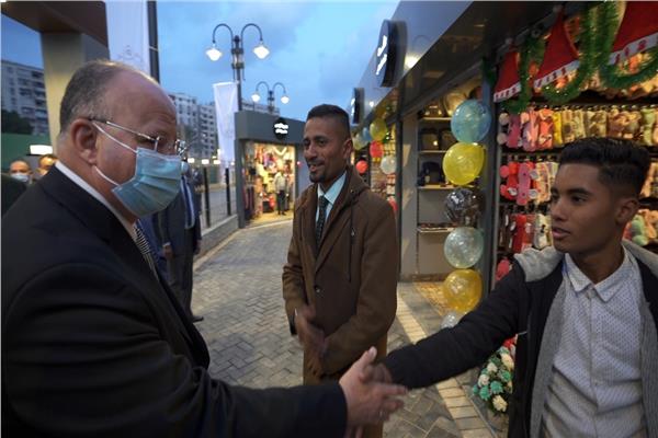 محافظ القاهرة يفتتح حديقة قصر الطاهرة   