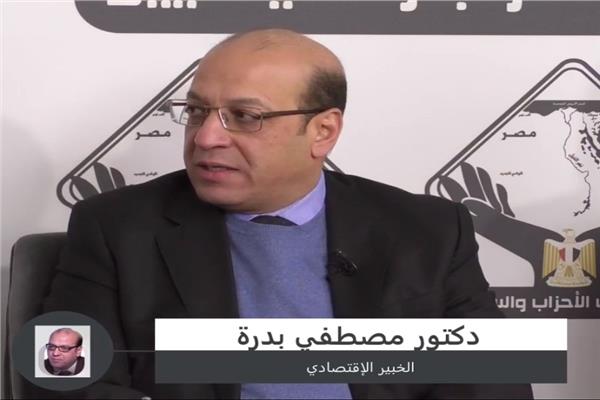 الدكتور مصطفى بدرة