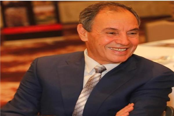 اللواء سيد العشرى، رئيس شركة التعمير والإسكان للمرافق