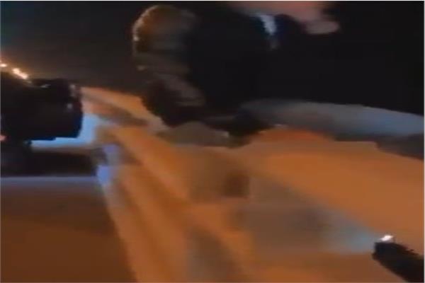 كويتي يقفز من أعلى جسر الشيخ جابر