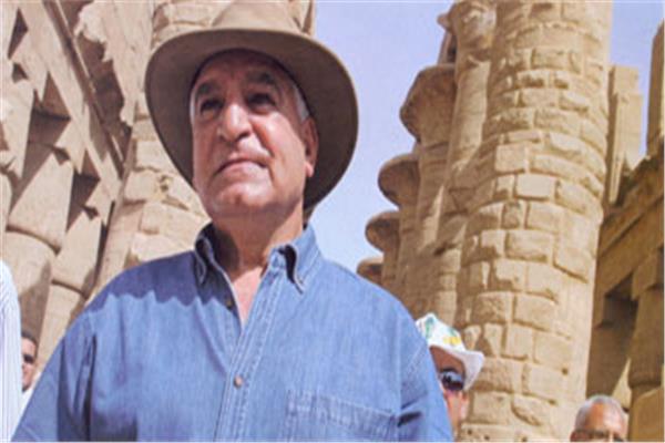 الدكتور زاهي حواس العالم ووزير الأثار الأسبق