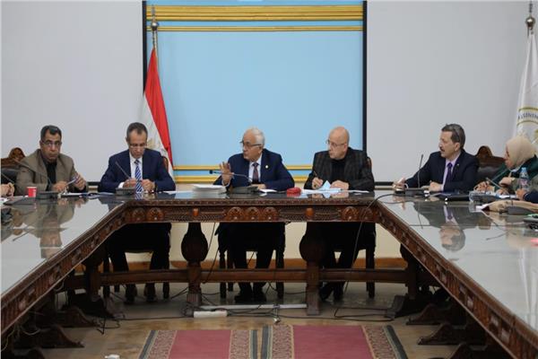 اجتماعً بمديرى إدارات التدريب بالمديريات التعليمية