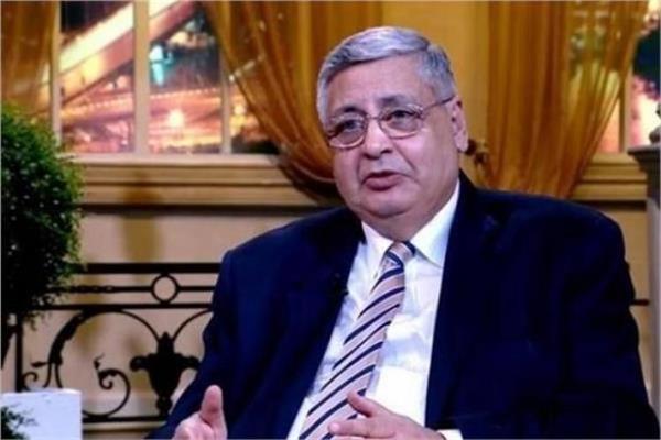 الدكتور محمد عوض تاج الدين ، مستشار رئيس الجمهورية لشئون الصحة