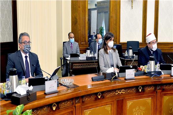 وزارء الأوقاف والهجرة والسياحة والاثار